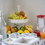 Nocleg ze śniadaniem Lemon Factor