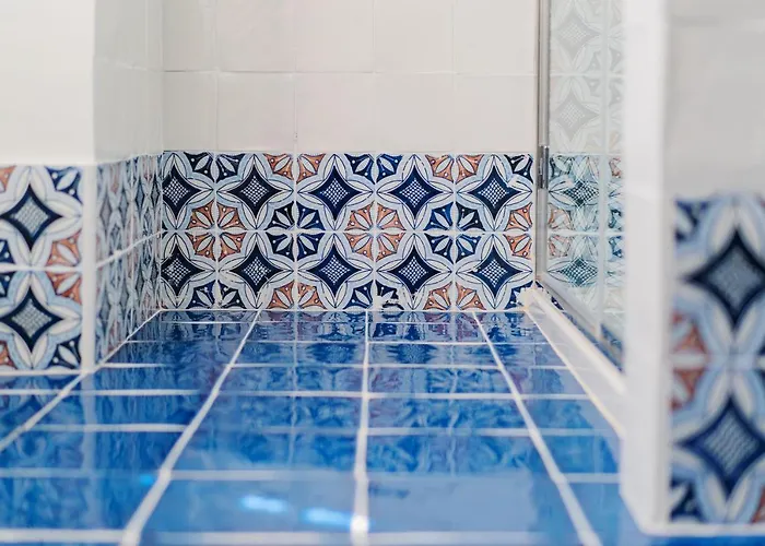 Lemon Factor ベッド・アンド・ブレックファスト